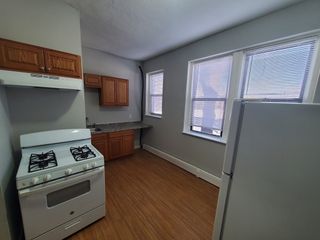 10 Abbottsford 3, Boston, MA 02121
