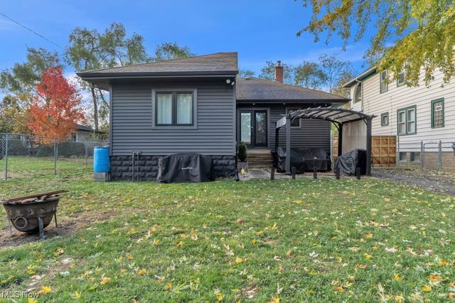 18904 Mitchell Avenue, Rocky River, OH 44116