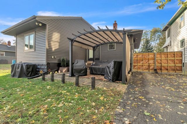 18904 Mitchell Avenue, Rocky River, OH 44116