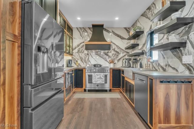 18904 Mitchell Avenue, Rocky River, OH 44116