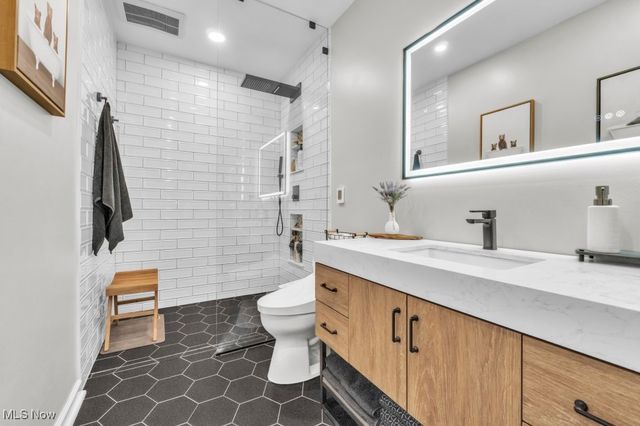 18904 Mitchell Avenue, Rocky River, OH 44116