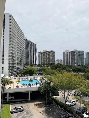 3701 N Country Club Drive 607, Aventura, FL 33180