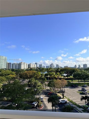 3701 N Country Club Drive 607, Aventura, FL 33180