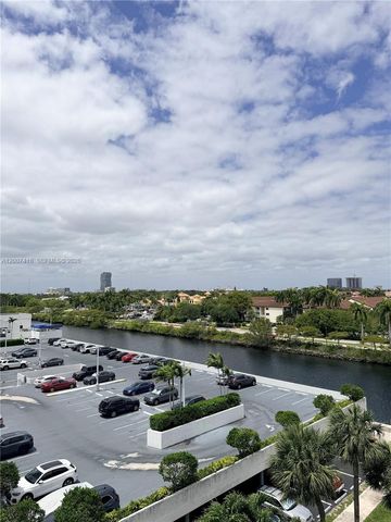 3701 N Country Club Drive 607, Aventura, FL 33180