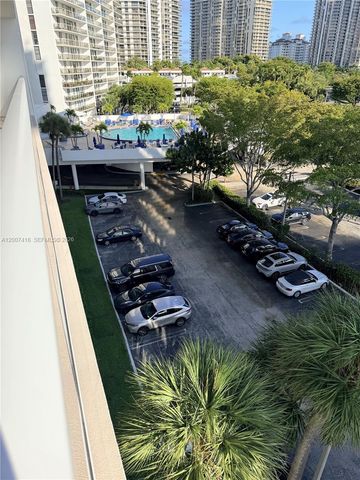 3701 N Country Club Drive 607, Aventura, FL 33180
