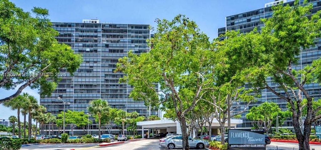 3701 N Country Club Drive 607, Aventura, FL 33180