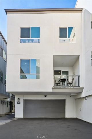 1833 S Mesa Street, San Pedro, CA 90731