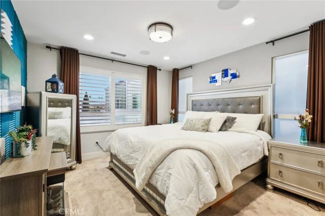 1833 S Mesa Street, San Pedro, CA 90731