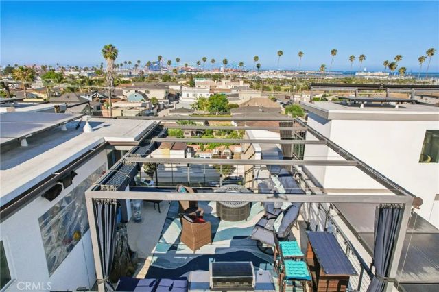 1833 S Mesa Street, San Pedro, CA 90731