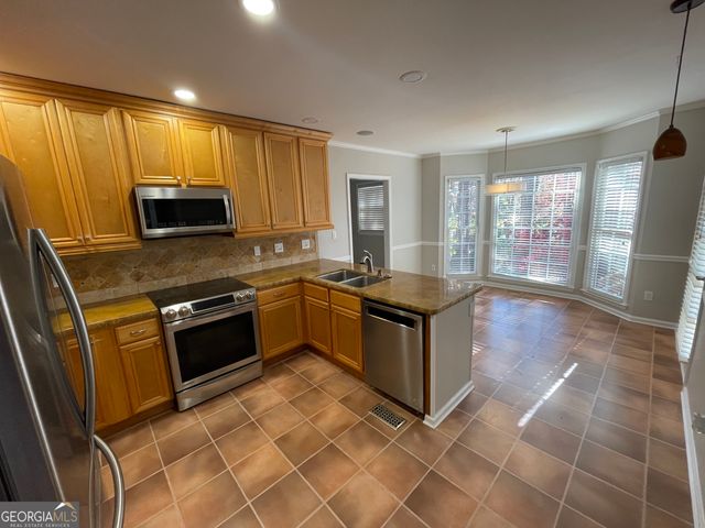 923 Grandview Way NW, Acworth, GA 30101