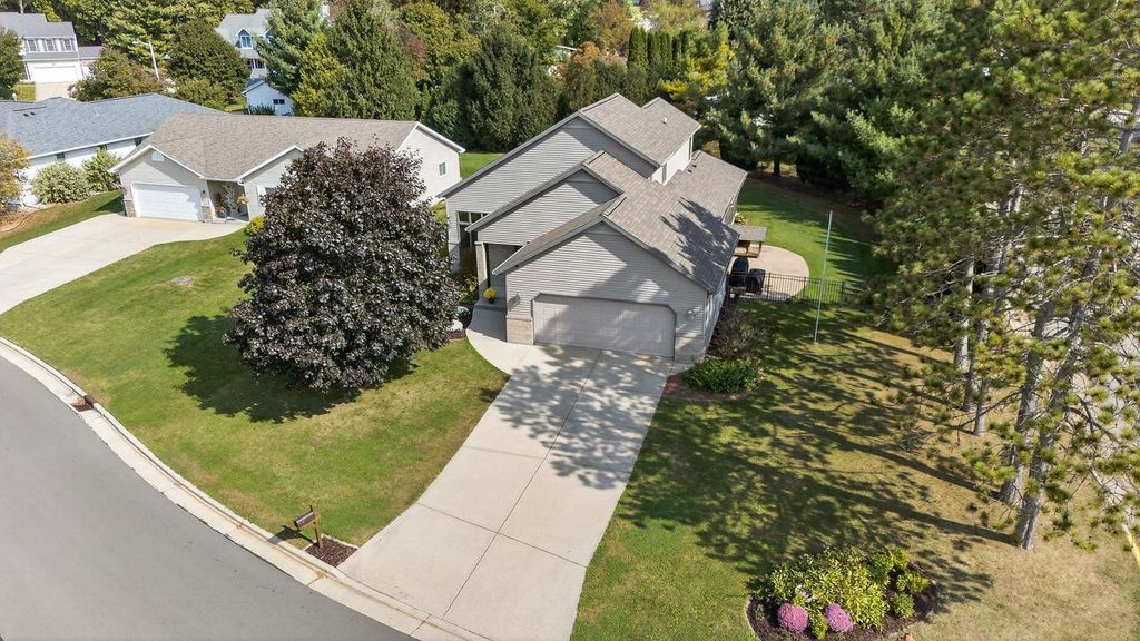 2015 Lewis Street, Cross Plains, WI 53528