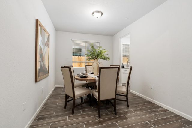659 Solar Lane, Clovis, CA 93619