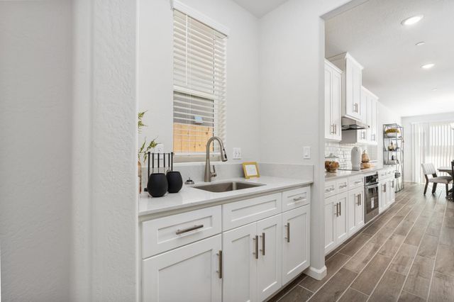 659 Solar Lane, Clovis, CA 93619