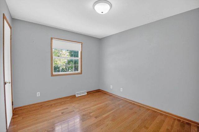 4101 Horseshoe Drive, Cedar Falls, IA 50613