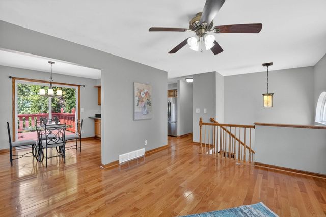 4101 Horseshoe Drive, Cedar Falls, IA 50613