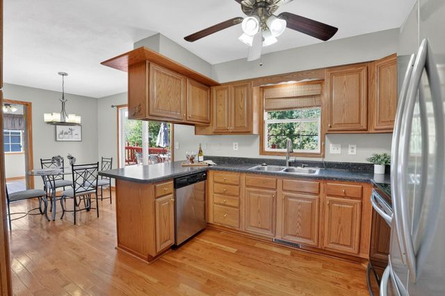 4101 Horseshoe Drive, Cedar Falls, IA 50613