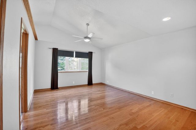 4101 Horseshoe Drive, Cedar Falls, IA 50613
