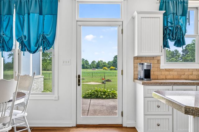4190 W 100 N, Bargersville, IN 46106