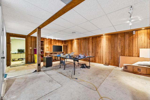 4190 W 100 N, Bargersville, IN 46106