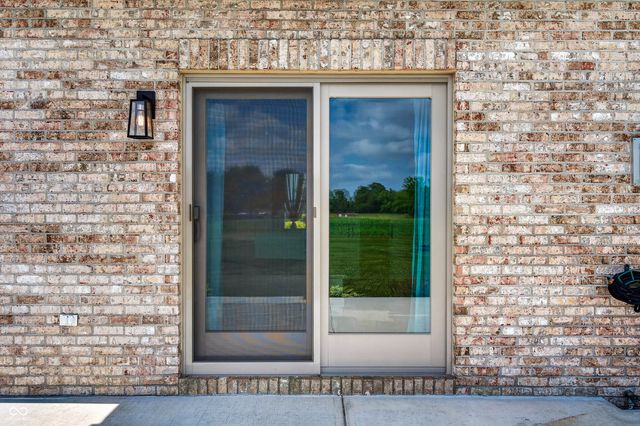 4190 W 100 N, Bargersville, IN 46106
