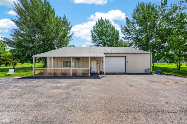4190 W 100 N, Bargersville, IN 46106