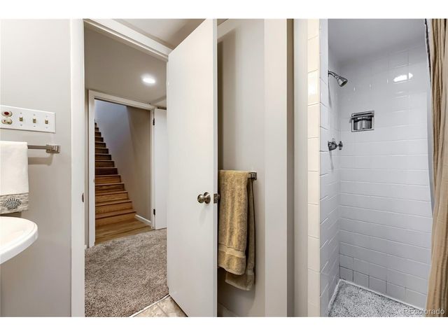 411 Leyden St, Denver, CO 80220