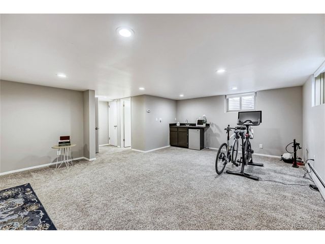 411 Leyden St, Denver, CO 80220