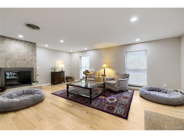 411 Leyden St, Denver, CO 80220
