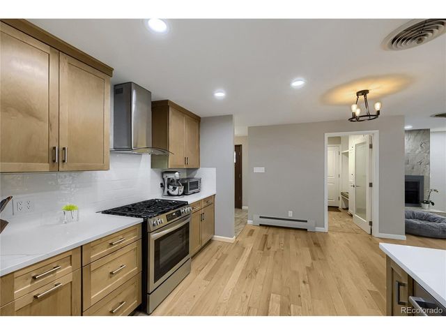 411 Leyden St, Denver, CO 80220