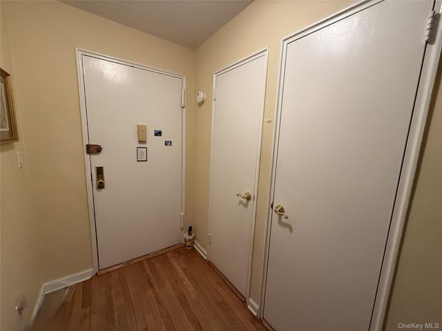 76 DeHaven Drive 3M, Yonkers, NY 10703