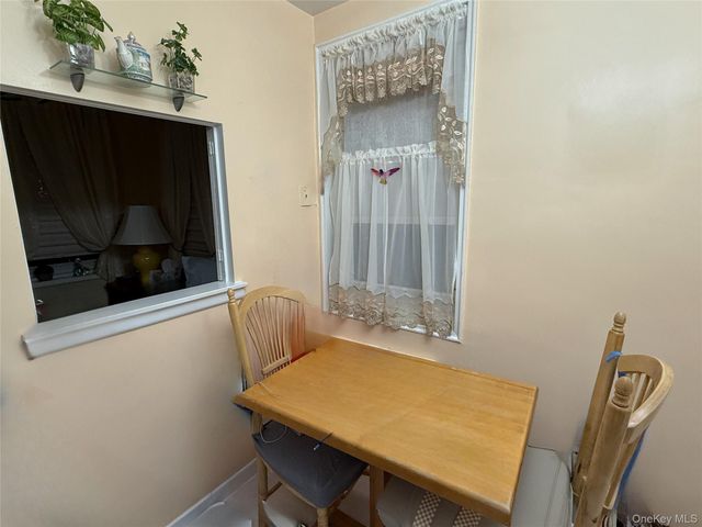 76 DeHaven Drive 3M, Yonkers, NY 10703