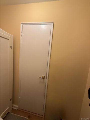 76 DeHaven Drive 3M, Yonkers, NY 10703