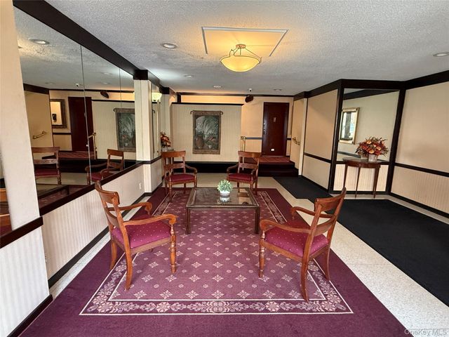 76 DeHaven Drive 3M, Yonkers, NY 10703