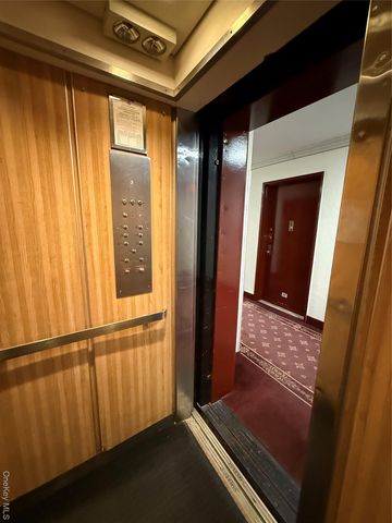 76 DeHaven Drive 3M, Yonkers, NY 10703