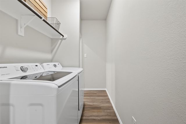 1452 Glen Oaks, Conroe, TX 77385