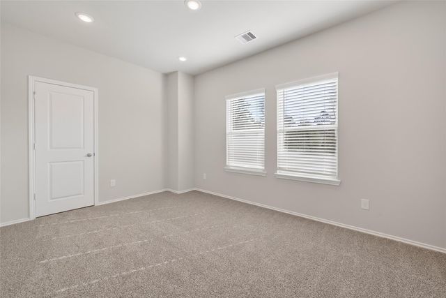 1452 Glen Oaks, Conroe, TX 77385