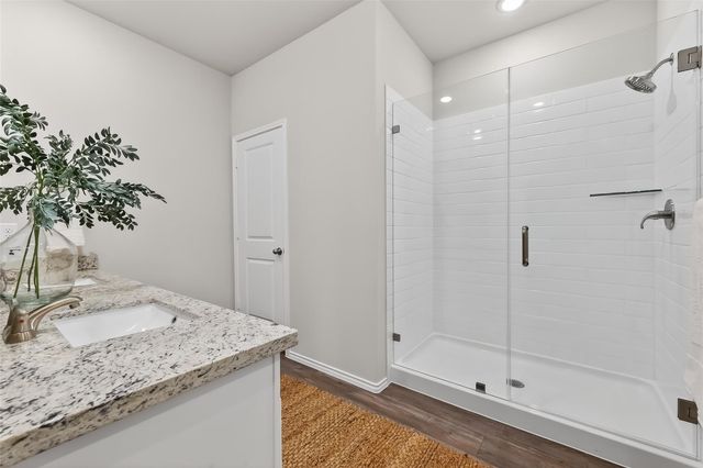 1452 Glen Oaks, Conroe, TX 77385