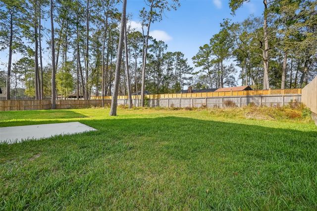 1452 Glen Oaks, Conroe, TX 77385