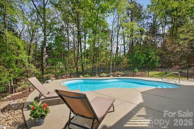 330 Chancelot Lane, Fort Mill, SC 29708