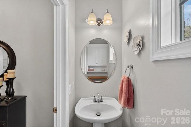 330 Chancelot Lane, Fort Mill, SC 29708