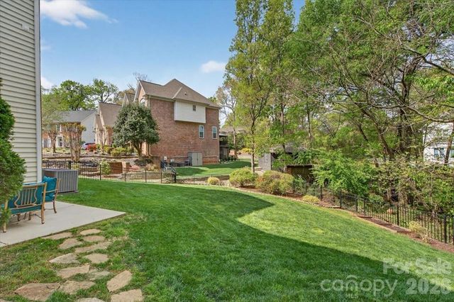 330 Chancelot Lane, Fort Mill, SC 29708