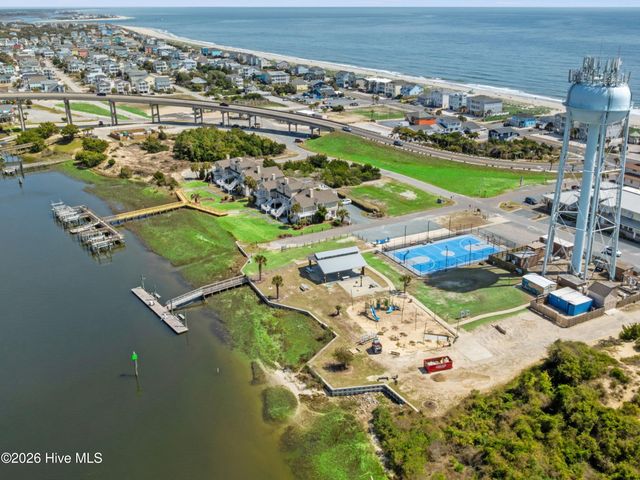 155 Yacht Watch Drive, Supply, NC 28462