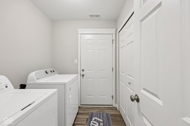 7111 Lillian Place, Cumberland, IN 46229