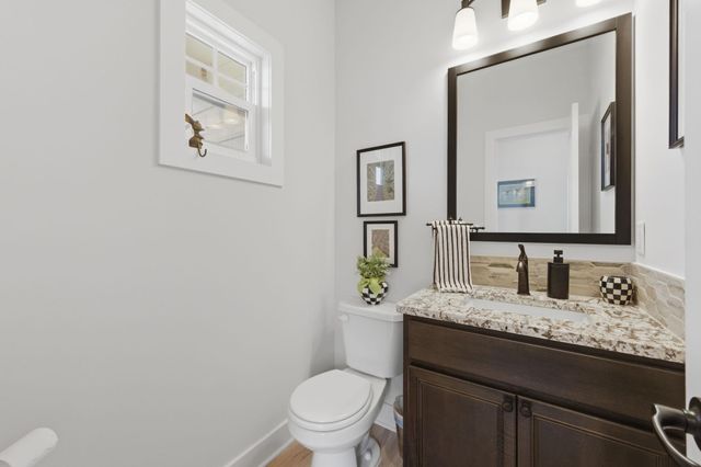 707 S Clear Creek, Wichita, KS 67230