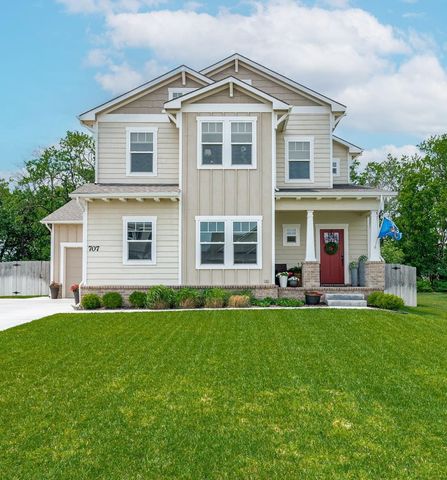 707 S Clear Creek, Wichita, KS 67230