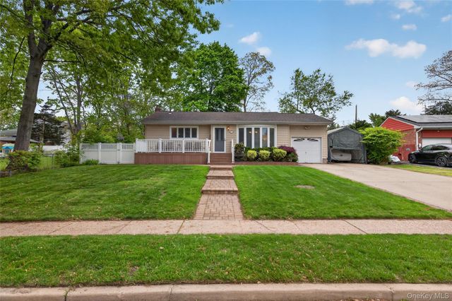 35 Genesee Drive, Commack, NY 11725