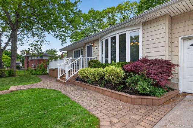 35 Genesee Drive, Commack, NY 11725