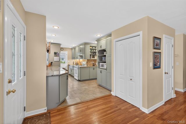 35 Genesee Drive, Commack, NY 11725