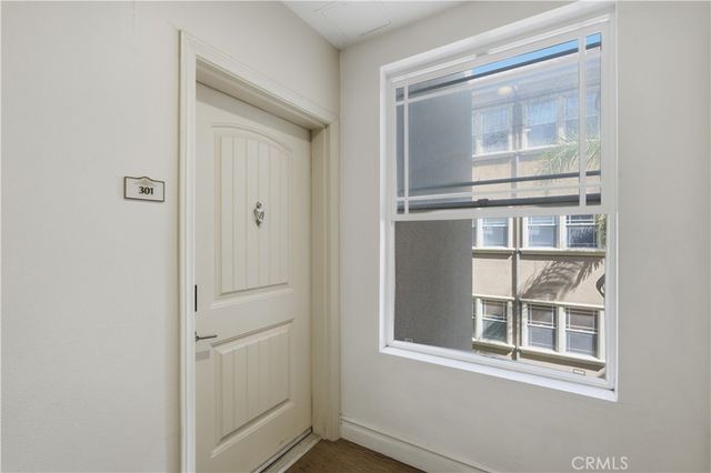 917 S New Hampshire 301, Los Angeles, CA 90006