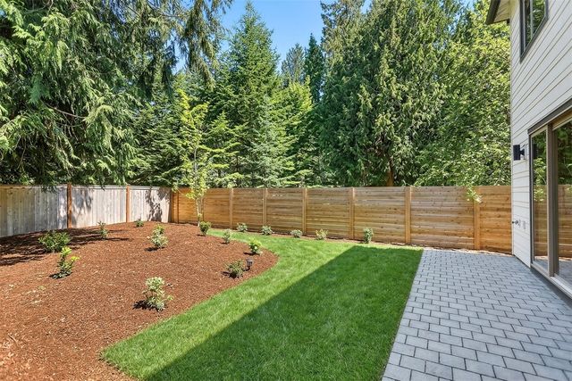 11249 108th Avenue NE, Kirkland, WA 98033